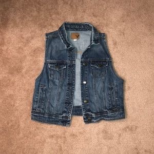 American Eagle Denim Vest - Size Medium